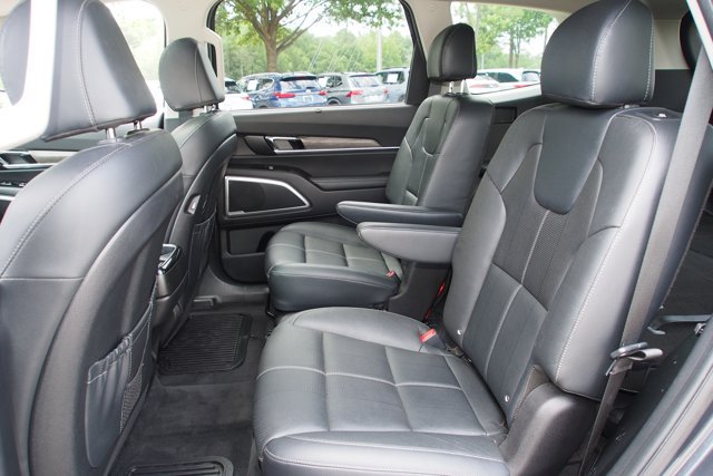 Used 2022 Kia Telluride EX w/ EX Premium Package FWD image 24