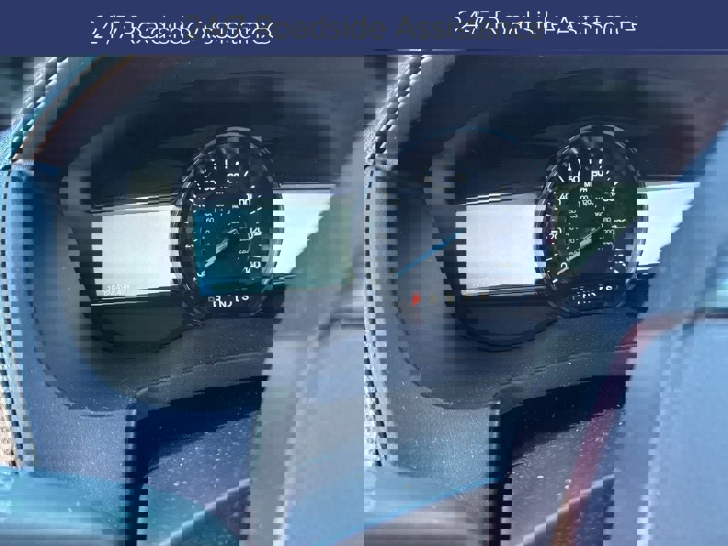 Certified 2018 Ford Explorer XLT w/ Equipment Group 202A image 6