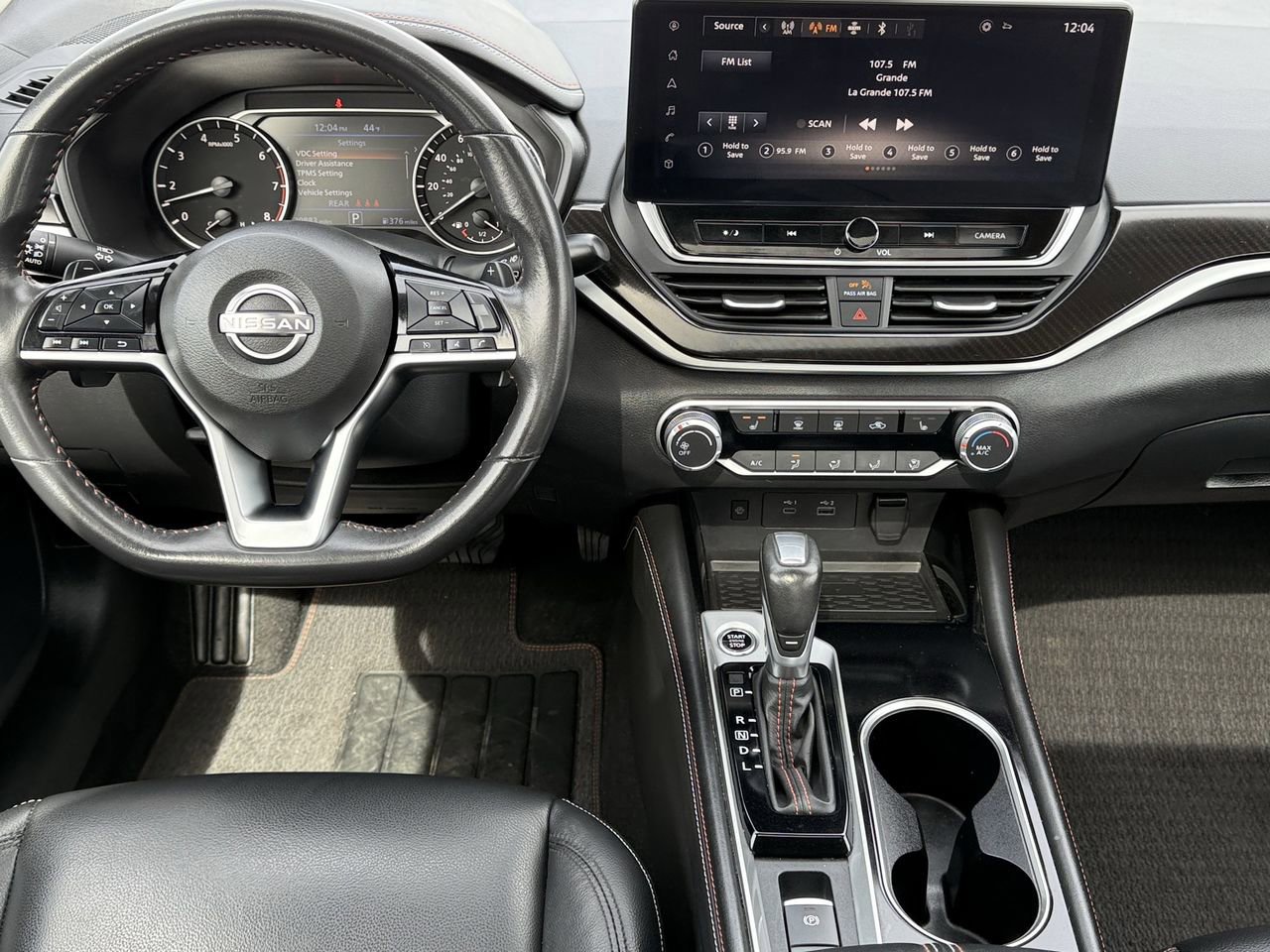 Used 2024 Nissan Altima 2.5 SR w/ SR Premium Package image 12