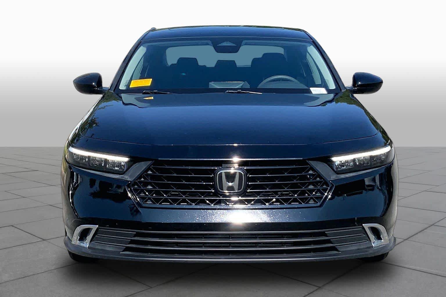 Used 2023 Honda Accord EX image 4