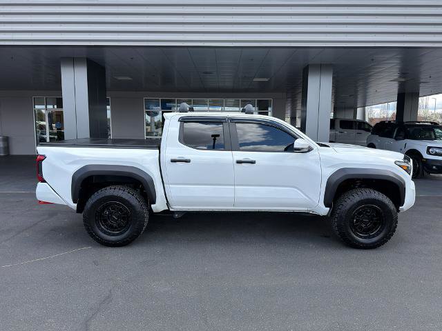 Used 2025 Toyota Tacoma TRD Off-Road image 6