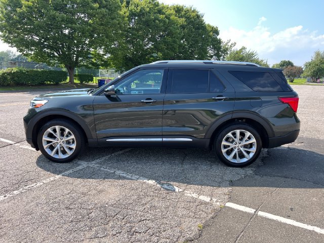 Certified 2023 Ford Explorer Platinum w/ Technology Package AWD/4WD image 7