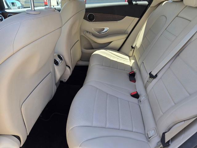 Used 2022 Mercedes-Benz GLC 300 4MATIC image 14