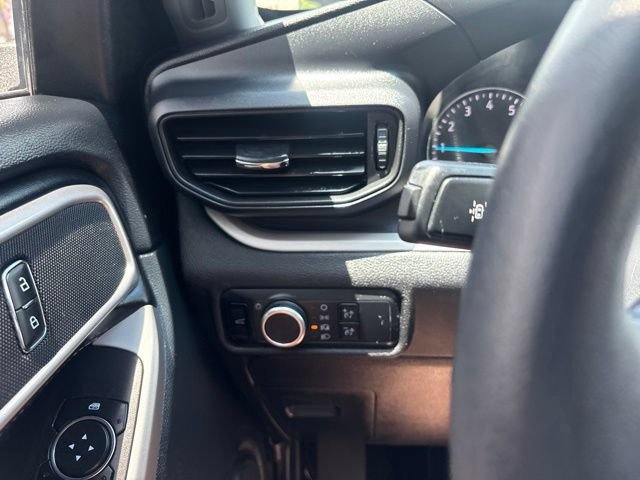 Certified 2024 Ford Explorer XLT RWD image 22