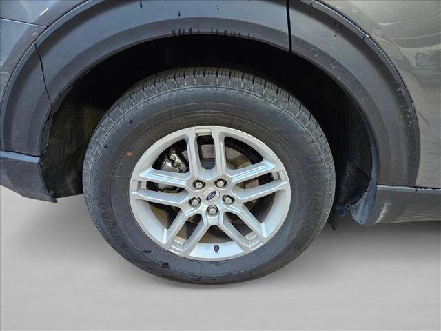 Certified 2025 Ford Explorer Active image 28