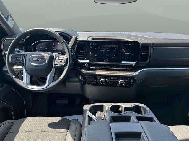 Used 2025 GMC Sierra 2500 SLE w/ SLE Value Package; AWD/4WD image 29
