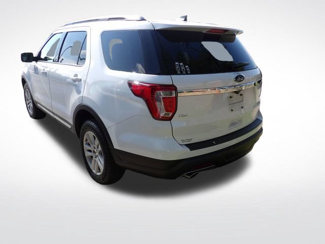 Certified 2018 Ford Explorer XLT AWD/4WD image 10