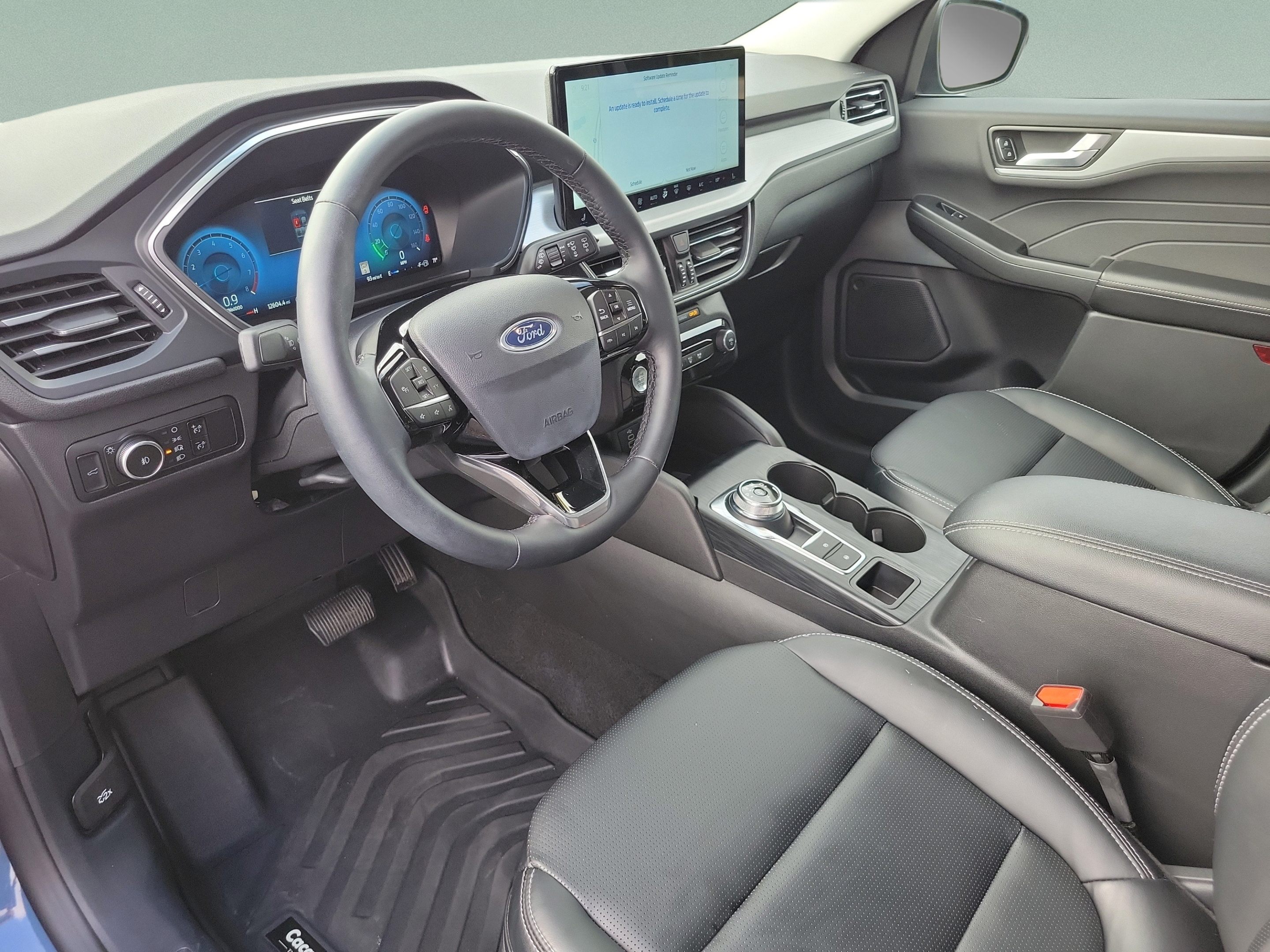 Certified 2025 Ford Escape Platinum AWD/4WD image 16