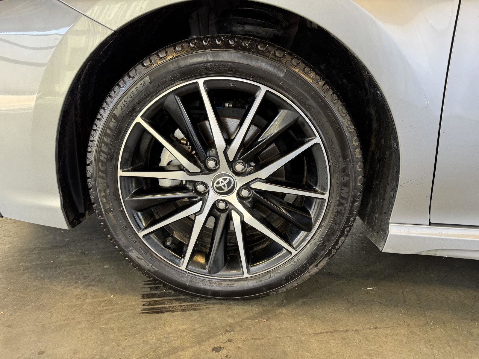 Used 2022 Toyota Camry SE image 10