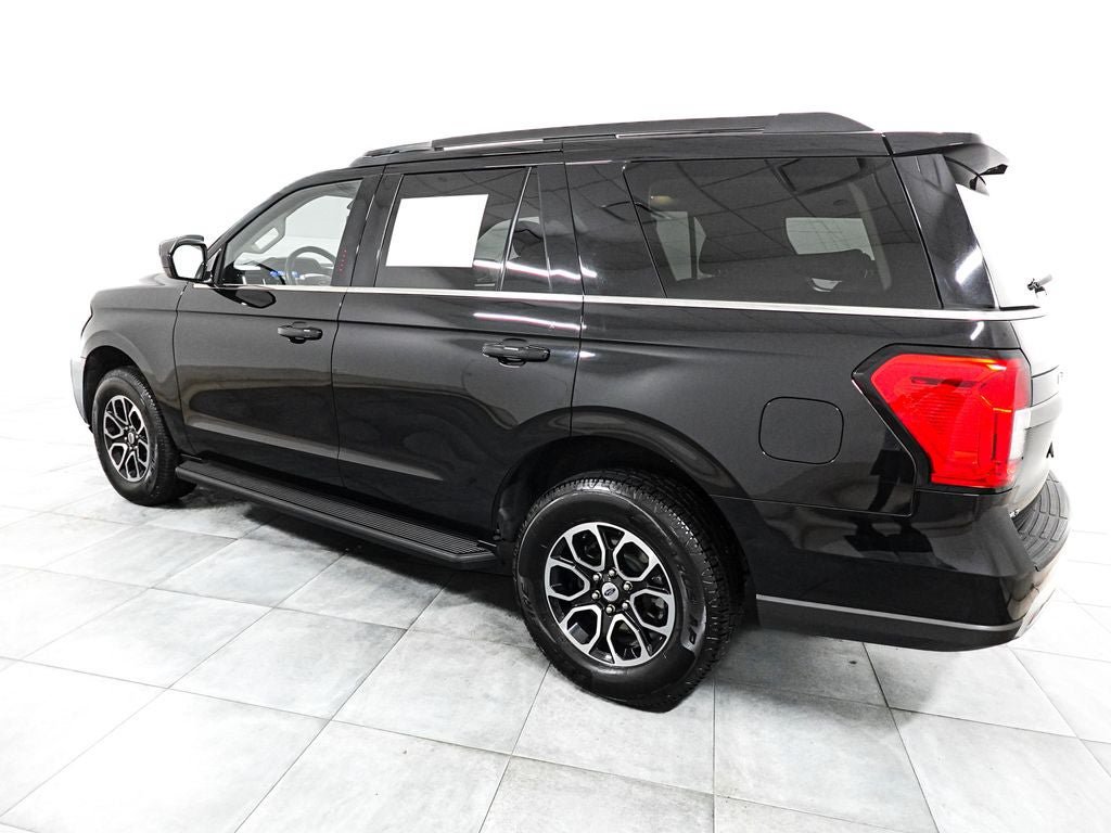 Certified 2024 Ford Expedition XLT AWD/4WD image 5