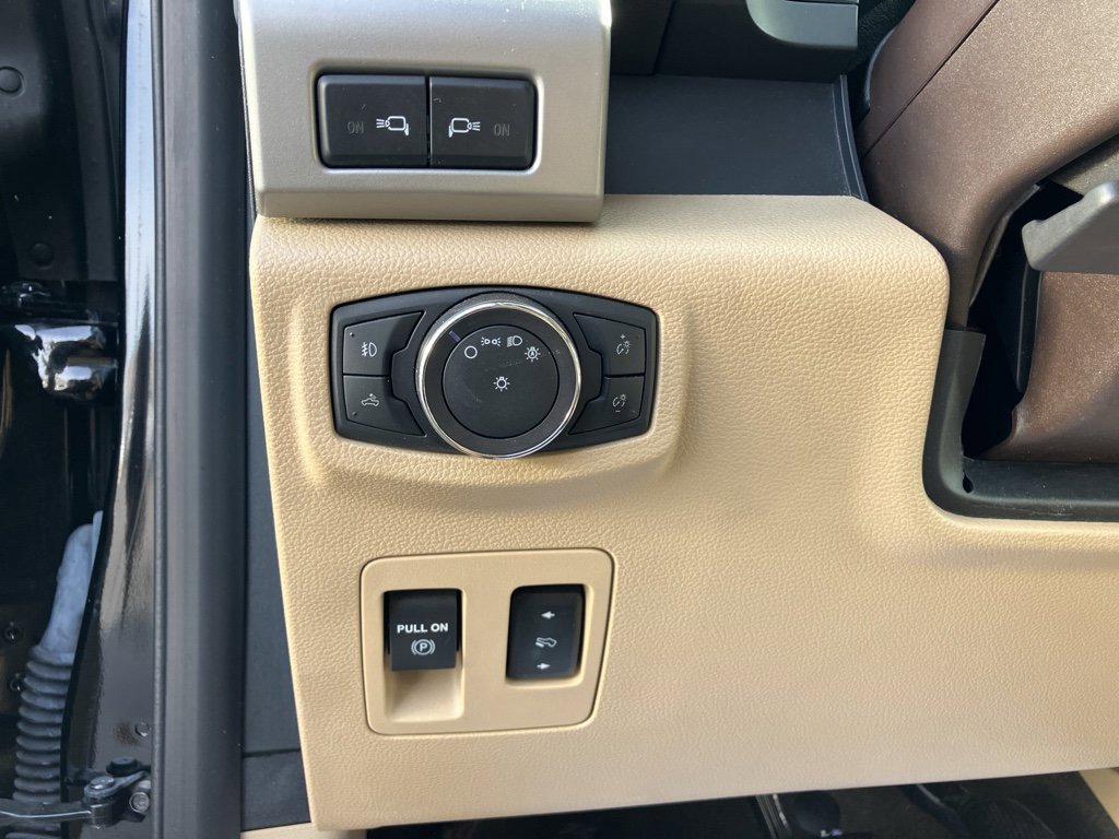 Certified 2018 Ford F150 Lariat w/ Equipment Group 501A Mid image 20