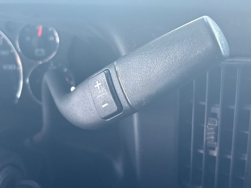 Used 2023 Chevrolet Express 2500 w/ Driver Convenience Package RWD image 8