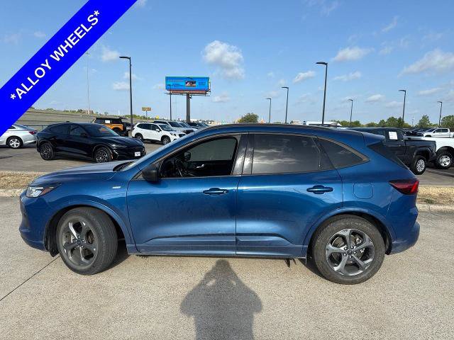 Certified 2023 Ford Escape ST-Line w/ Tech Pack #1 FWD image 3