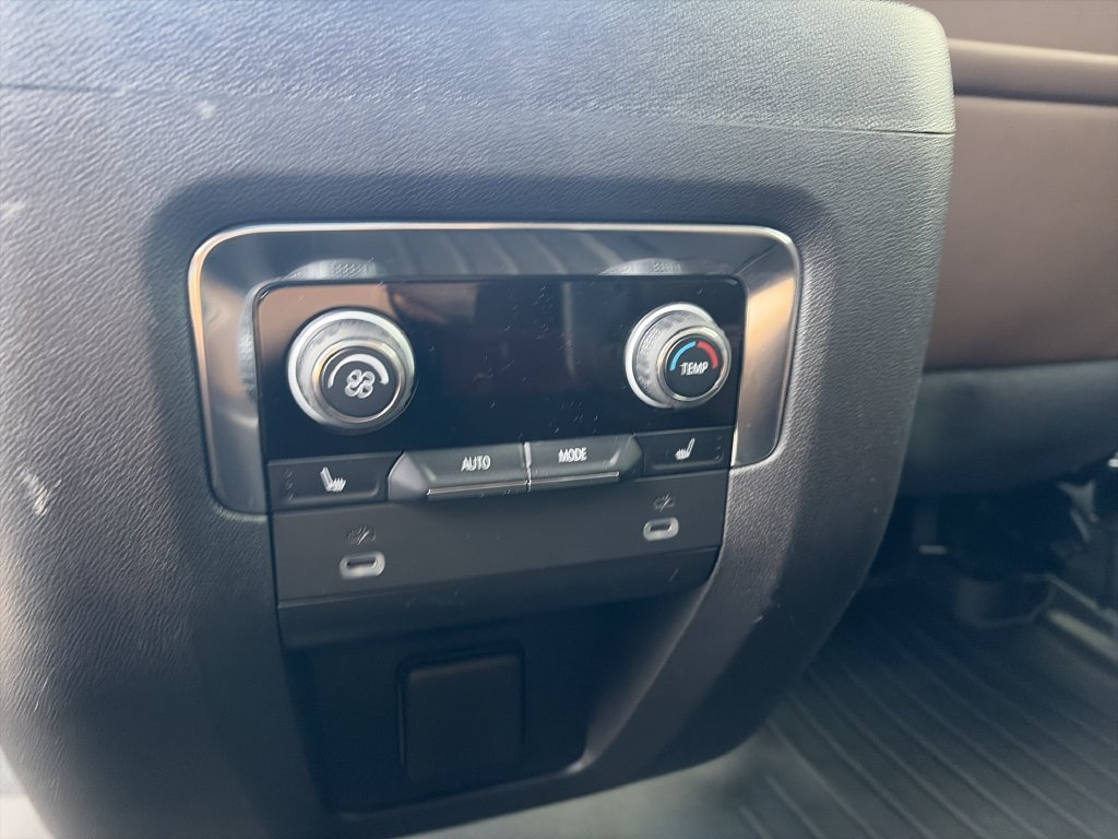Used 2023 Chevrolet Tahoe High Country RWD image 31