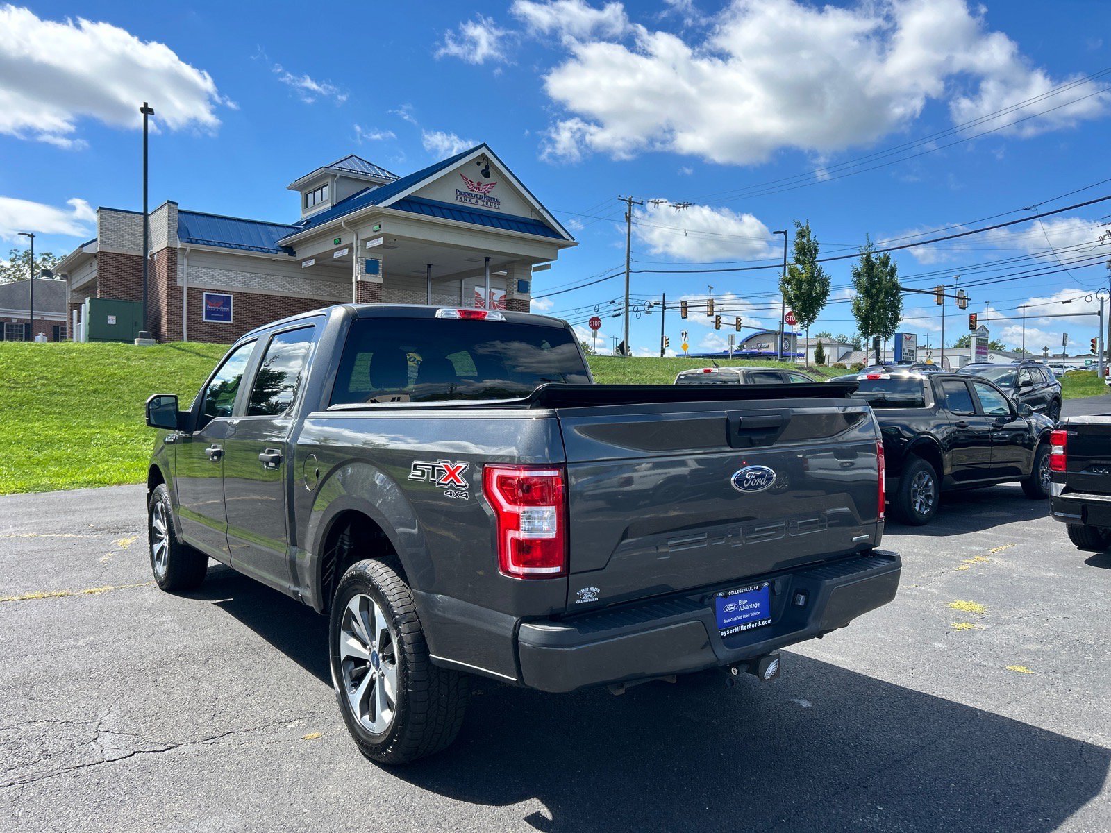 Certified 2020 Ford F150 XL w/ Equipment Group 101A Mid AWD/4WD image 10