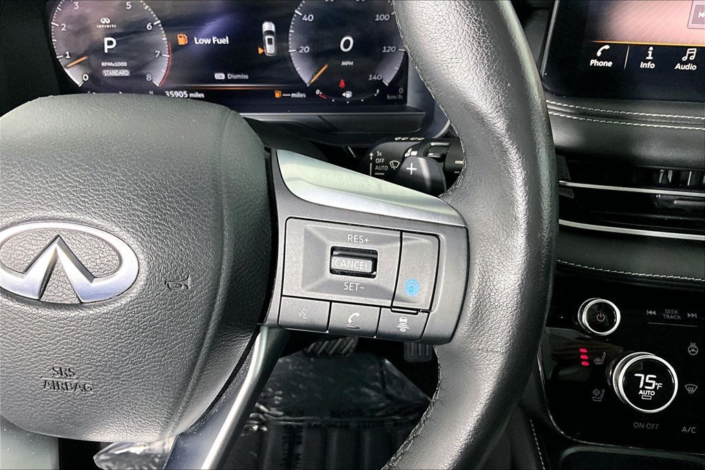 Used 2023 INFINITI QX60 Luxe FWD image 19