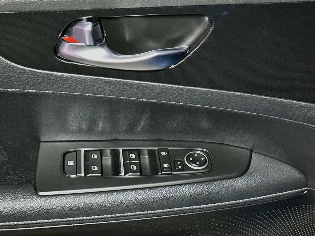 Used 2024 Kia Forte GT-Line w/ GT-Line Premium Package FWD image 17
