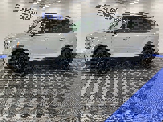 Used 2024 Kia Telluride EX X-Line image 3