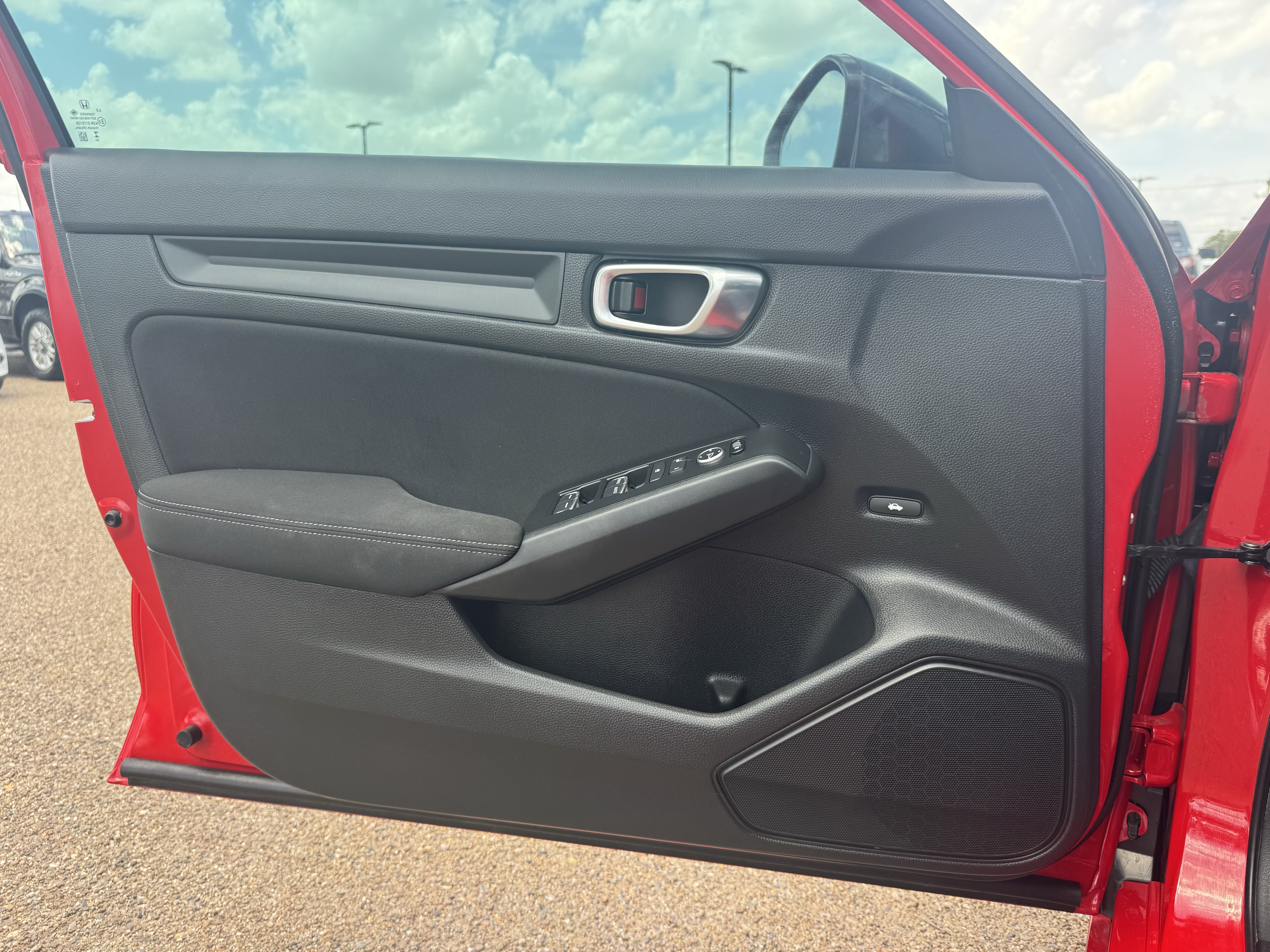 Used 2025 Honda Civic Sport image 18