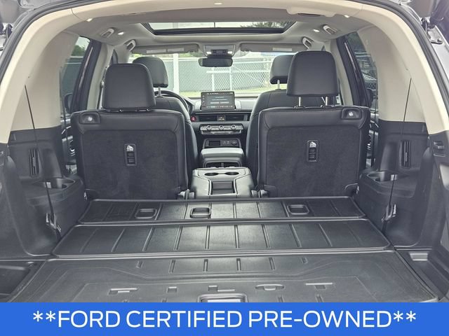 Used 2024 Honda Pilot Touring image 10