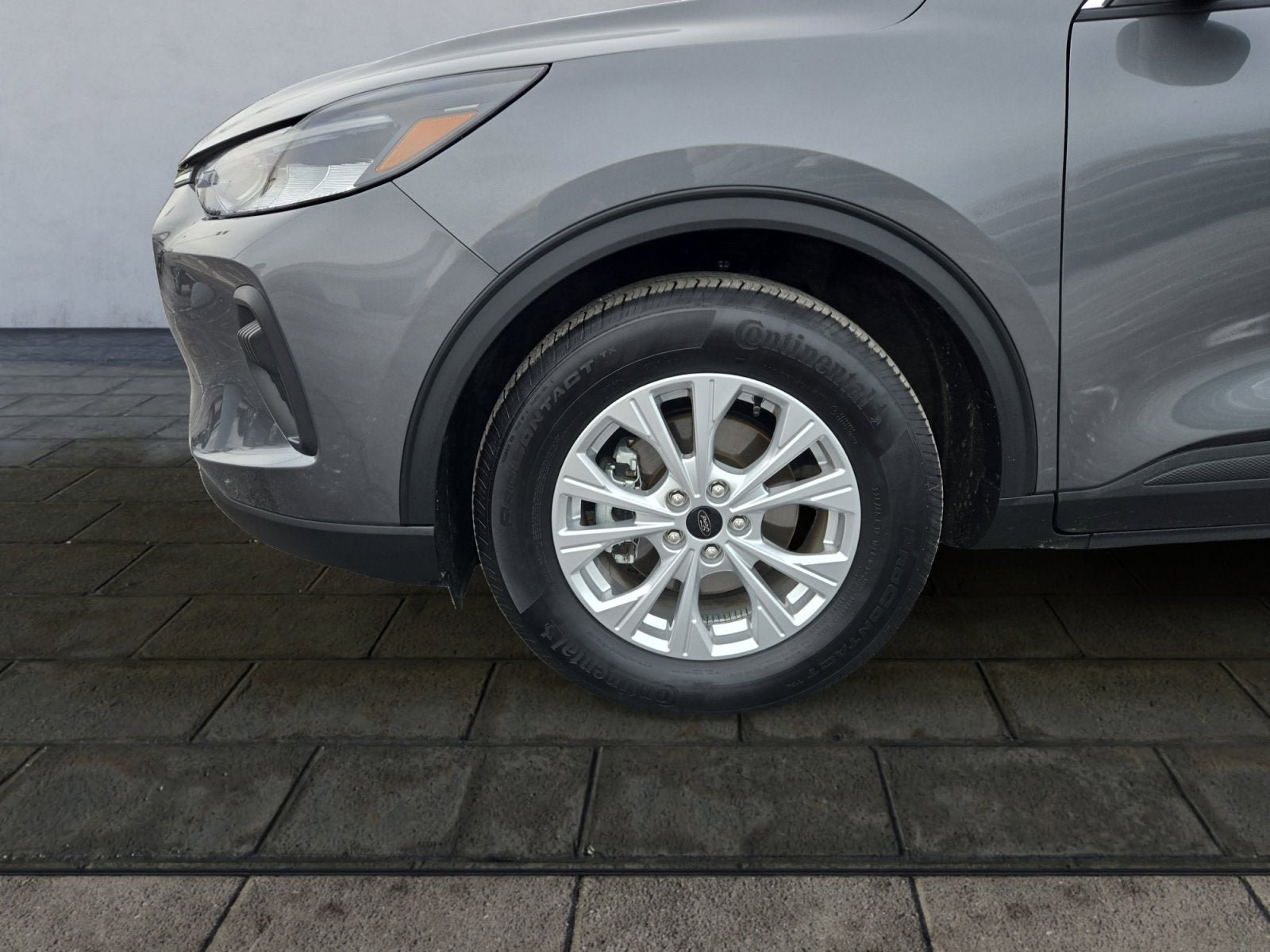 Certified 2023 Ford Escape Active AWD/4WD image 26