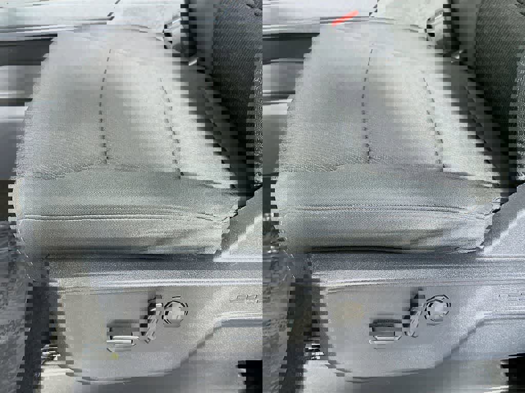 Certified 2022 Ford F150 XLT w/ Equipment Group 302A High image 32