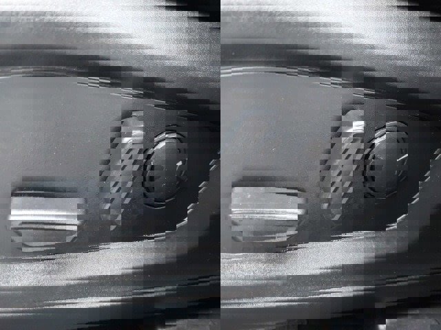 Certified 2022 Ford Explorer XLT w/ Equipment Group 202A image 23