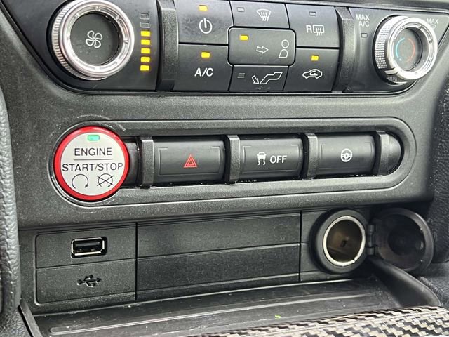 Certified 2017 Ford Mustang Coupe image 30