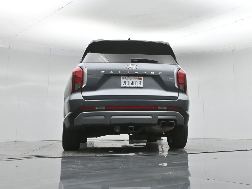 Used 2023 Hyundai Palisade Limited w/ Cargo Package AWD/4WD image 16