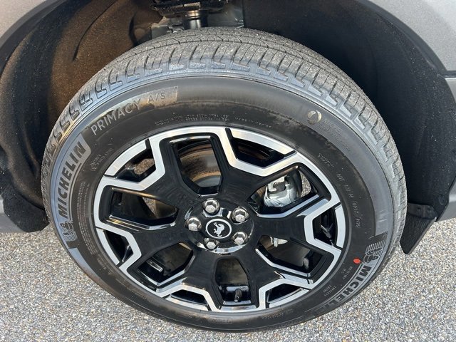 Certified 2025 Ford Bronco Sport Outer Banks w/ Outer Banks Tech Package+ image 9