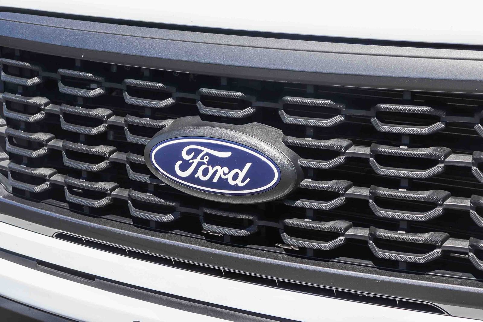 Certified 2025 Ford F150 STX w/ Equipment Group 200A AWD/4WD image 11