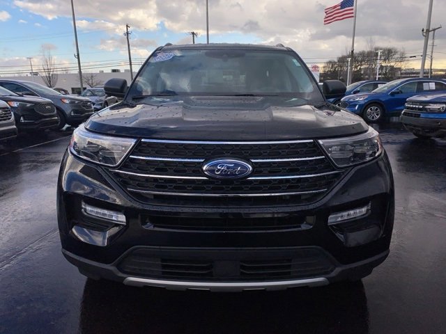 Certified 2023 Ford Explorer XLT w/ Equipment Group 202A image 8