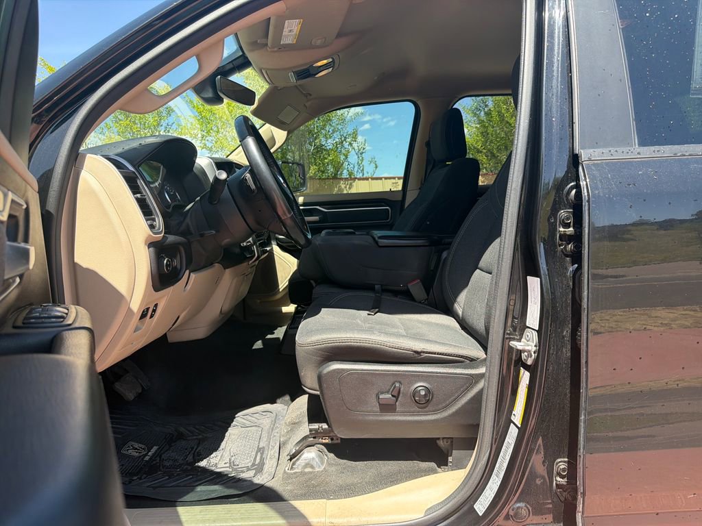 Used 2020 RAM 1500 Big Horn AWD/4WD image 12