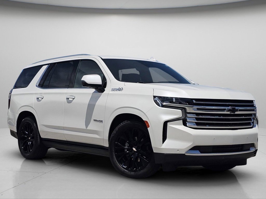 Used 2022 Chevrolet Tahoe High Country AWD/4WD image 2