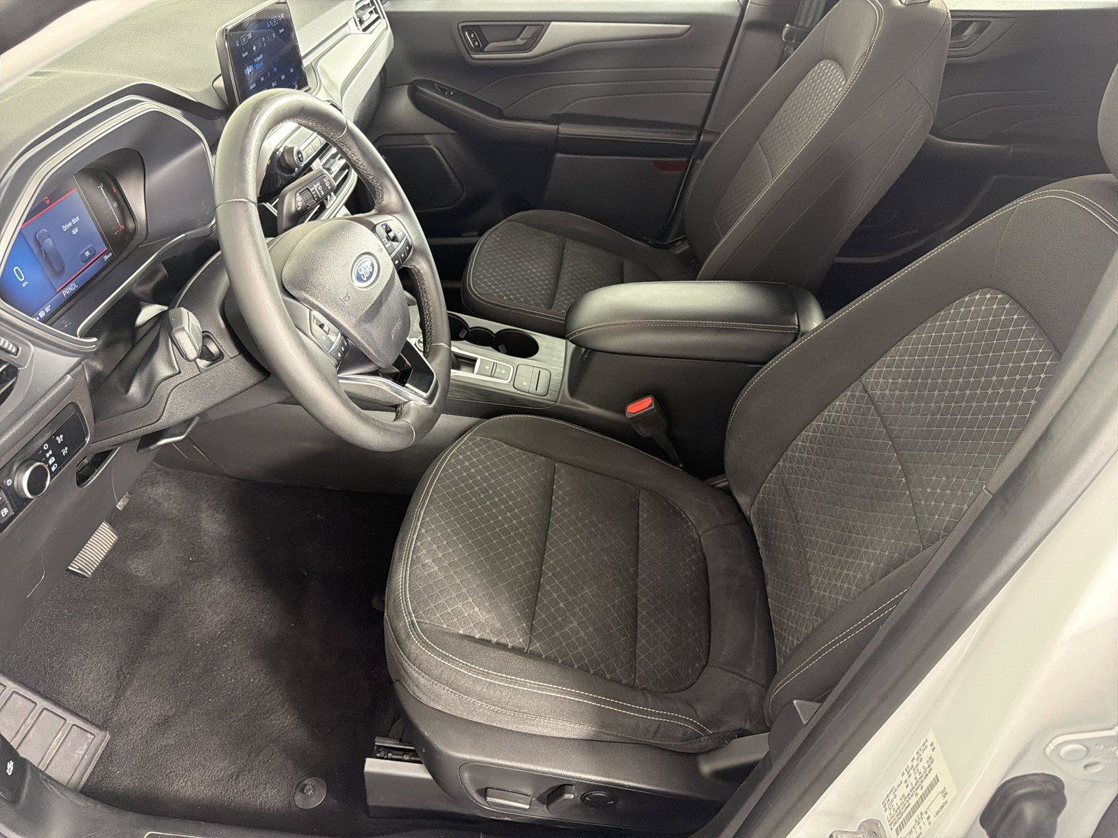 Certified 2023 Ford Escape Active FWD image 9