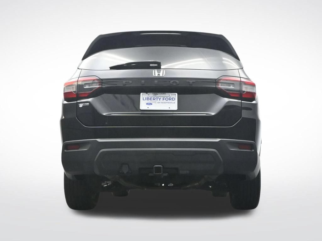 Used 2023 Honda Pilot LX image 36
