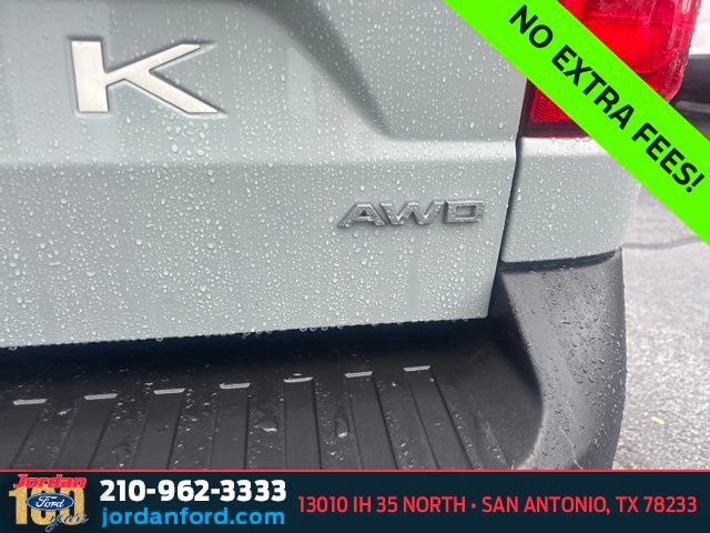 Certified 2022 Ford Maverick Lariat w/ Lariat Luxury Package AWD/4WD image 8