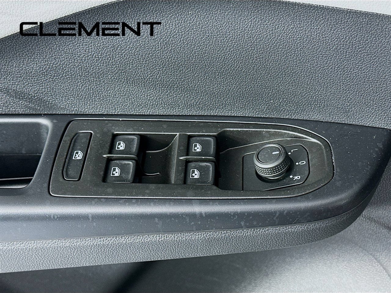 Used 2024 Volkswagen Taos S FWD image 20
