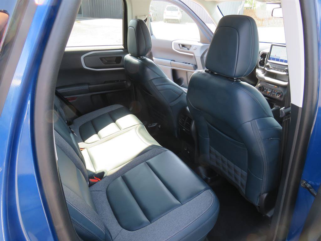 Certified 2024 Ford Bronco Sport Outer Banks w/ Tech Package AWD/4WD image 31
