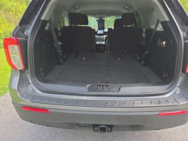 Certified 2022 Ford Explorer XLT w/ Class IV Trailer Tow Package AWD/4WD image 9