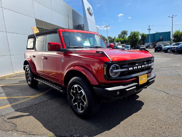 Certified 2024 Ford Bronco Outer Banks AWD/4WD image 10