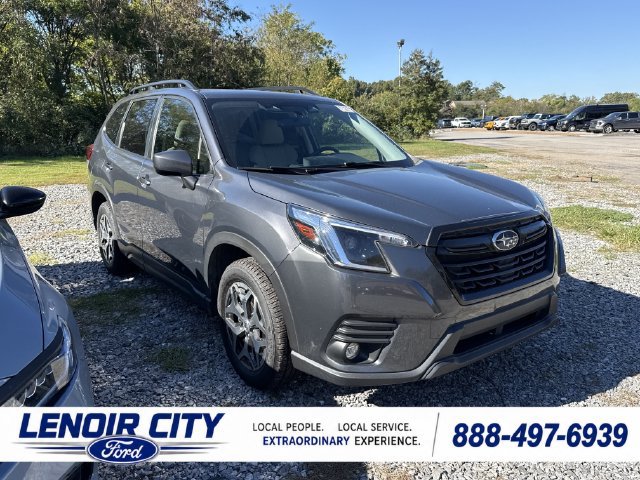 Used 2024 Subaru Forester Premium AWD/4WD image 2