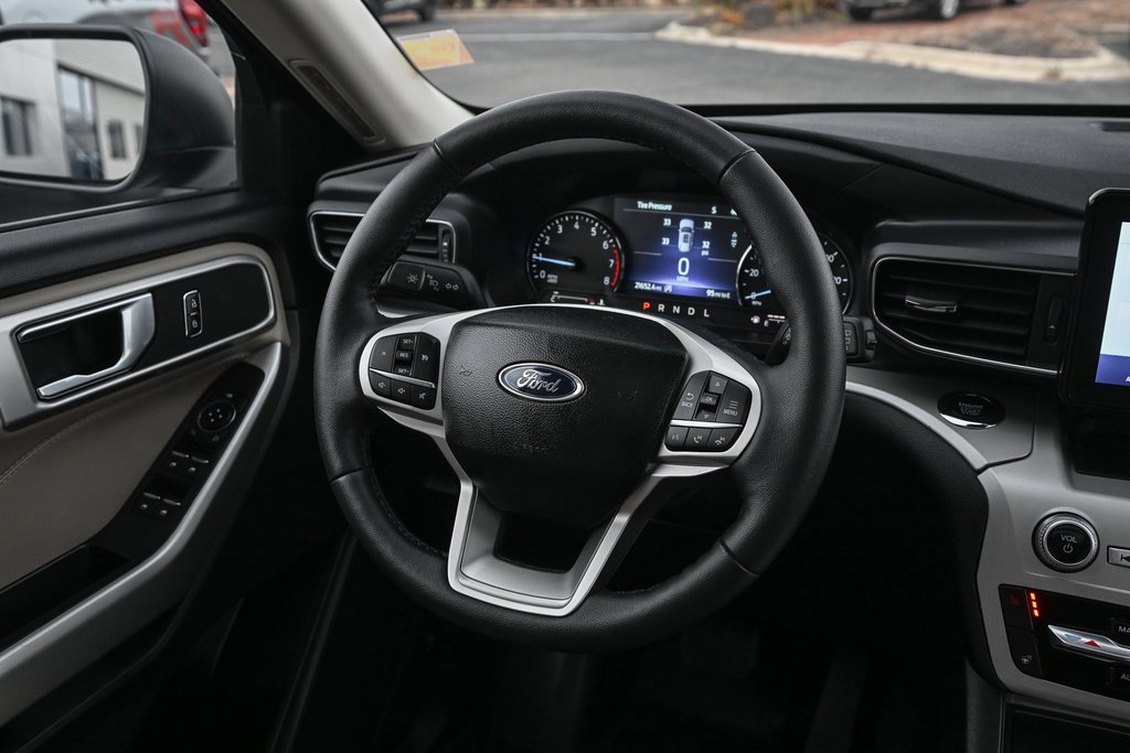 Certified 2023 Ford Explorer XLT w/ Equipment Group 202A image 32