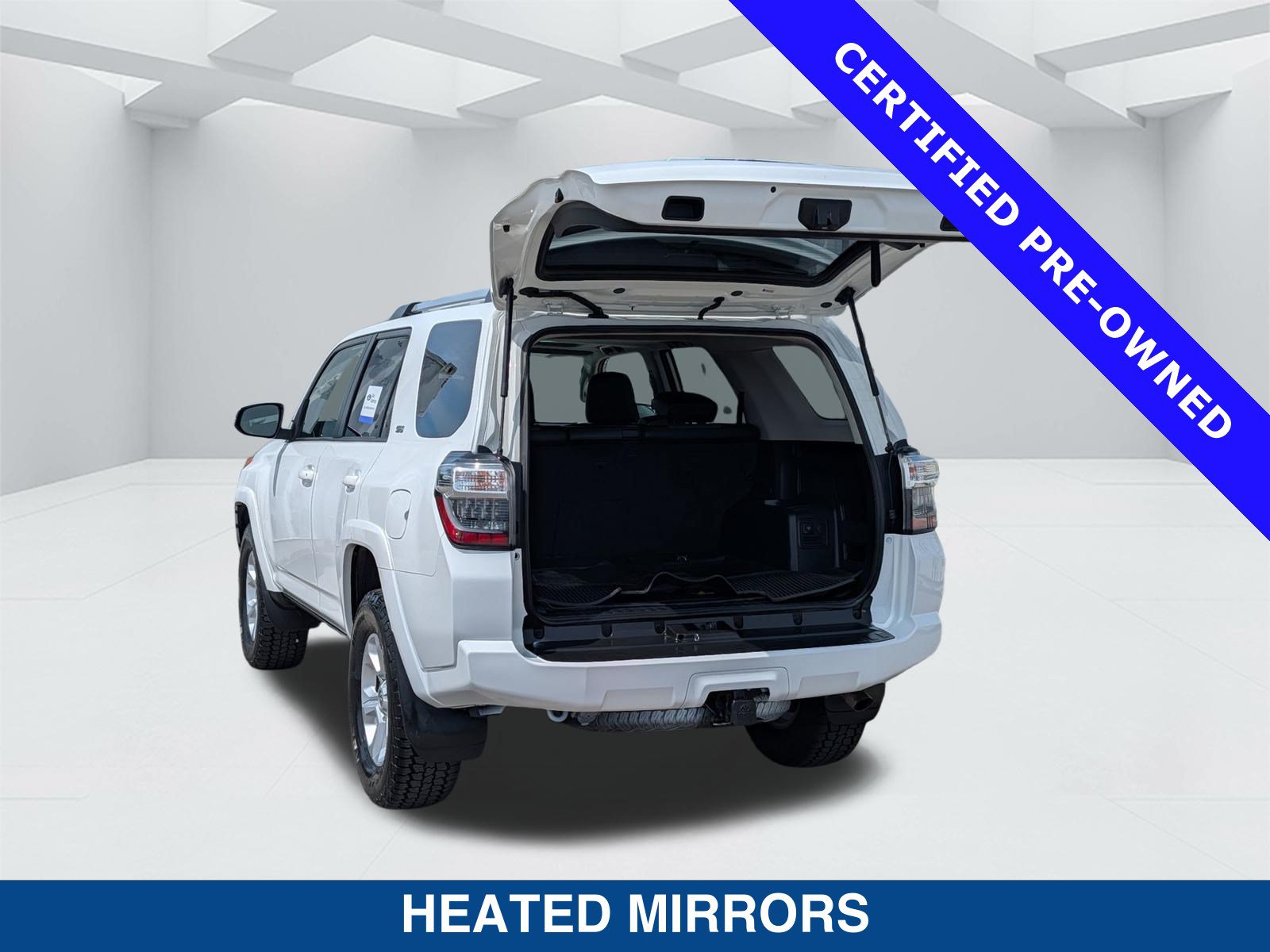 Used 2022 Toyota 4Runner SR5 Premium w/ Moonroof Package AWD/4WD image 14