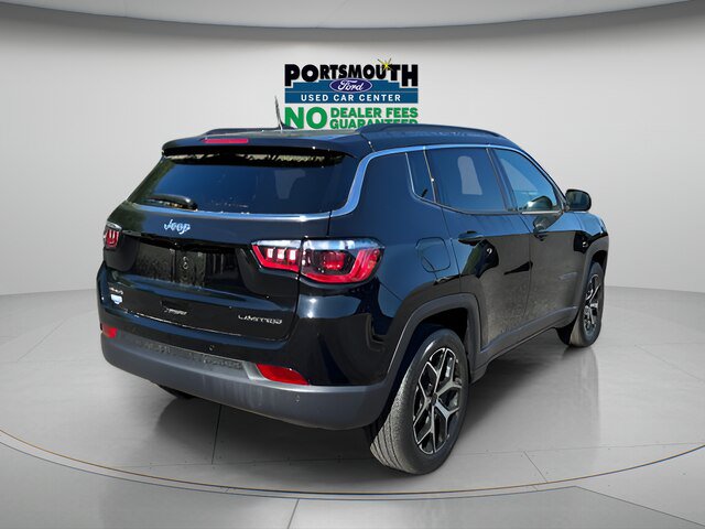 Used 2025 Jeep Compass Limited AWD/4WD image 24