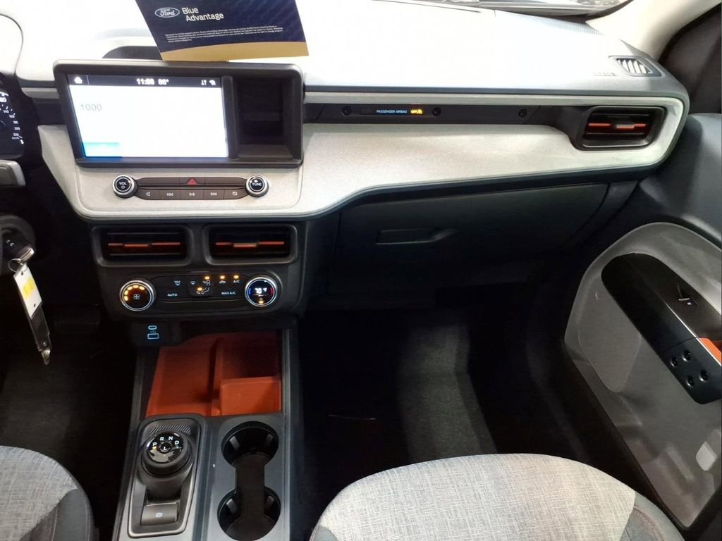Certified 2022 Ford Maverick XLT FWD image 7