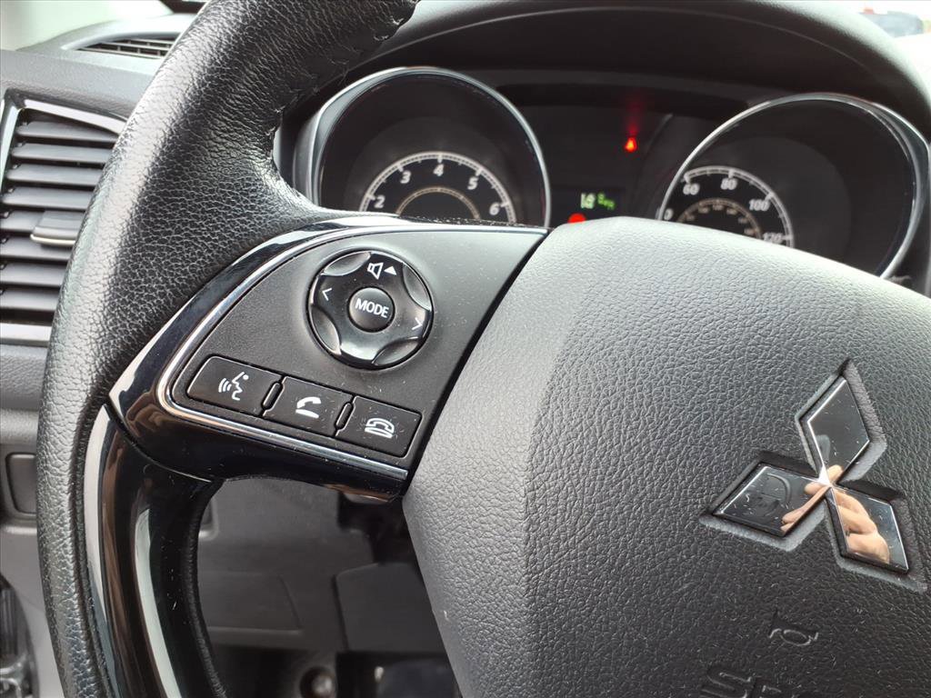 Used 2024 Mitsubishi Outlander Sport SE image 15