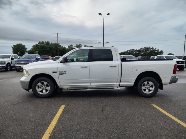 Used 2019 RAM 1500 Classic SLT w/ Protection Group AWD/4WD image 4
