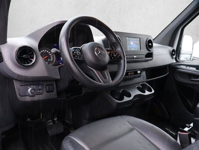 Used 2023 Mercedes-Benz Sprinter 2500 image 11