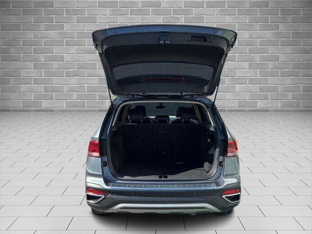 Used 2023 Volkswagen Taos SEL AWD/4WD image 10